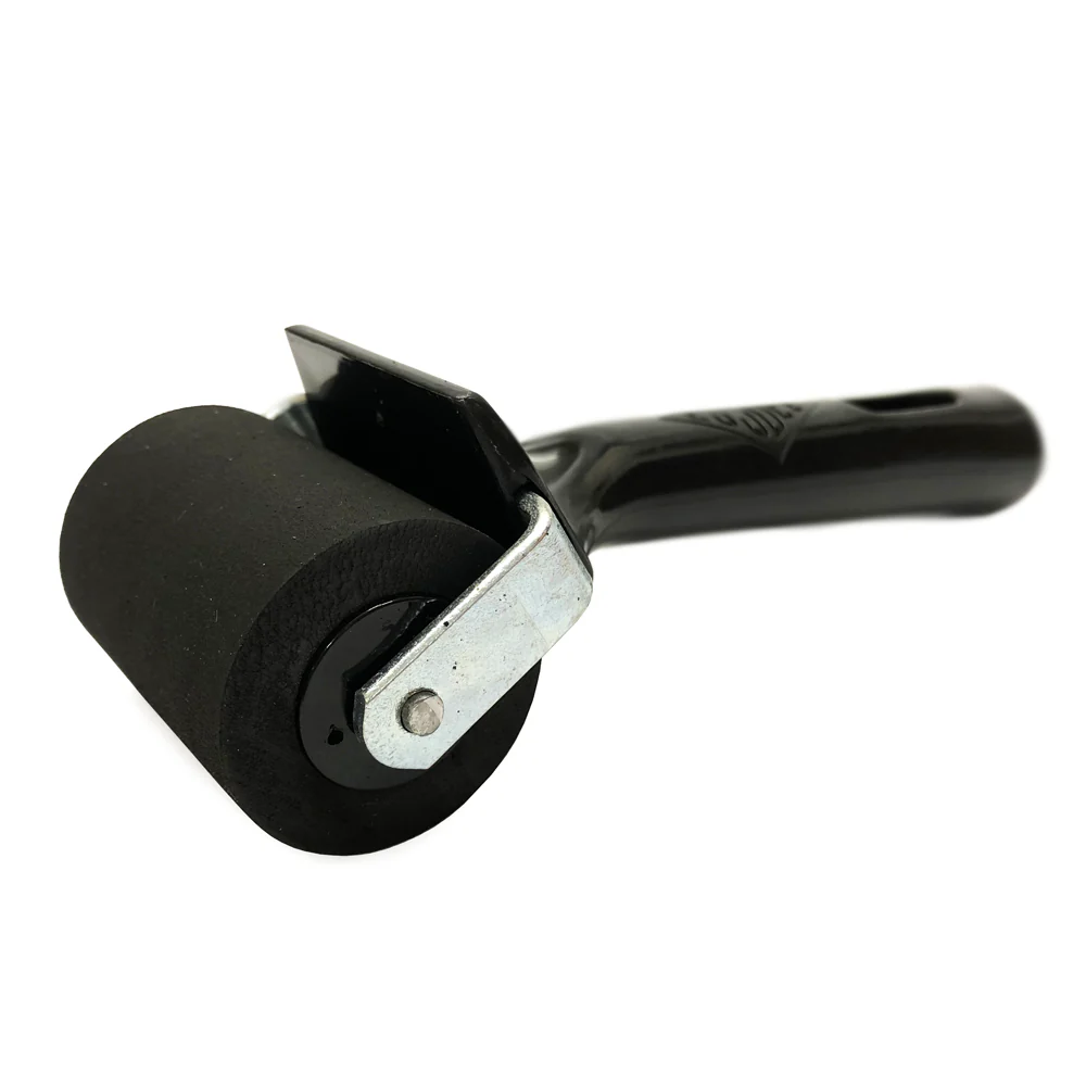 Firm Lino Roller with Black Handle - Image 4