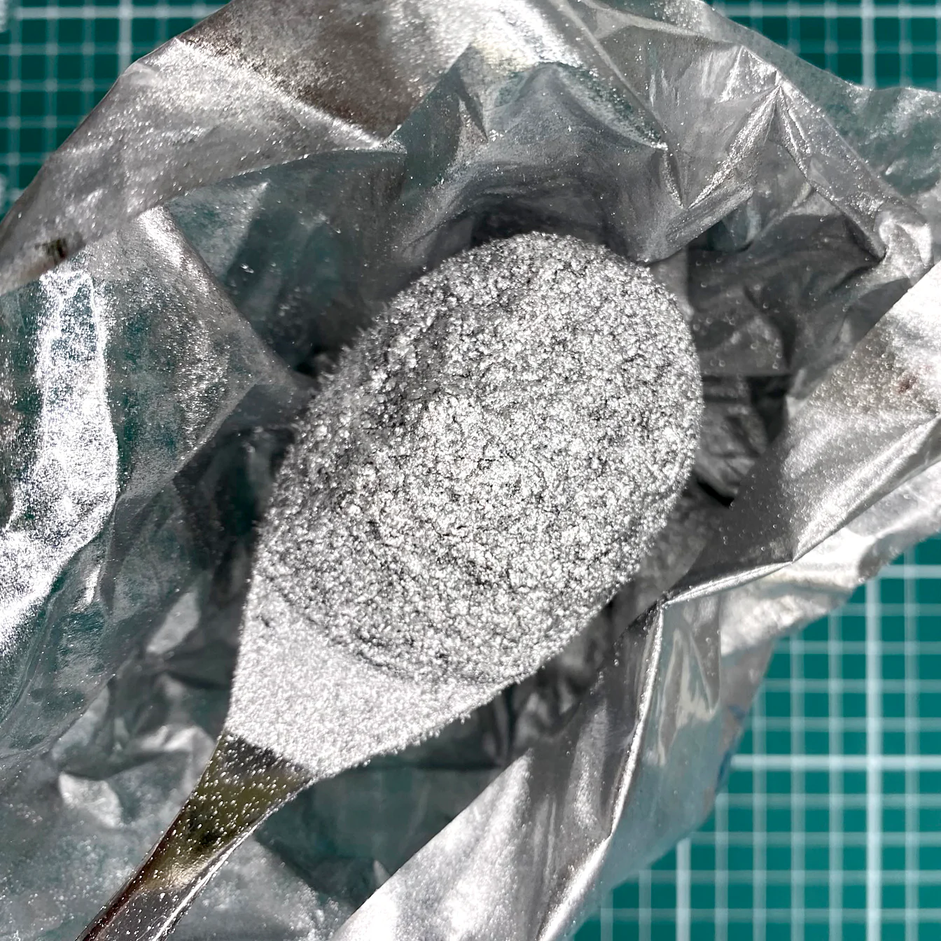 Metallic Powder - Image 3